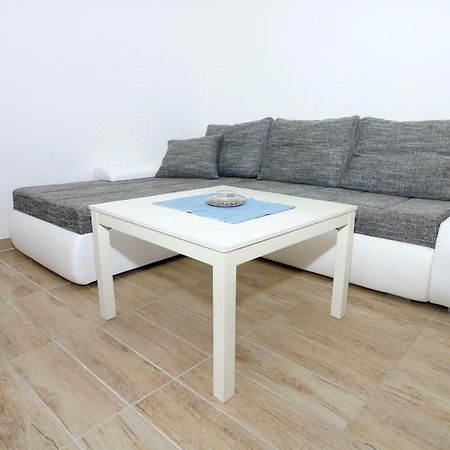 Apartments Reljic With Terrace Baška Dış mekan fotoğraf