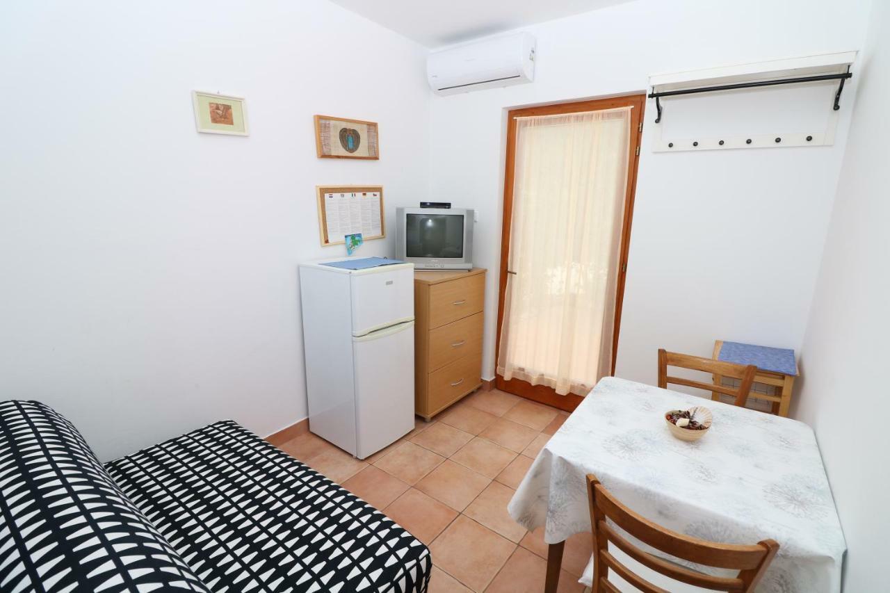 Apartments Reljic With Terrace Baška Dış mekan fotoğraf