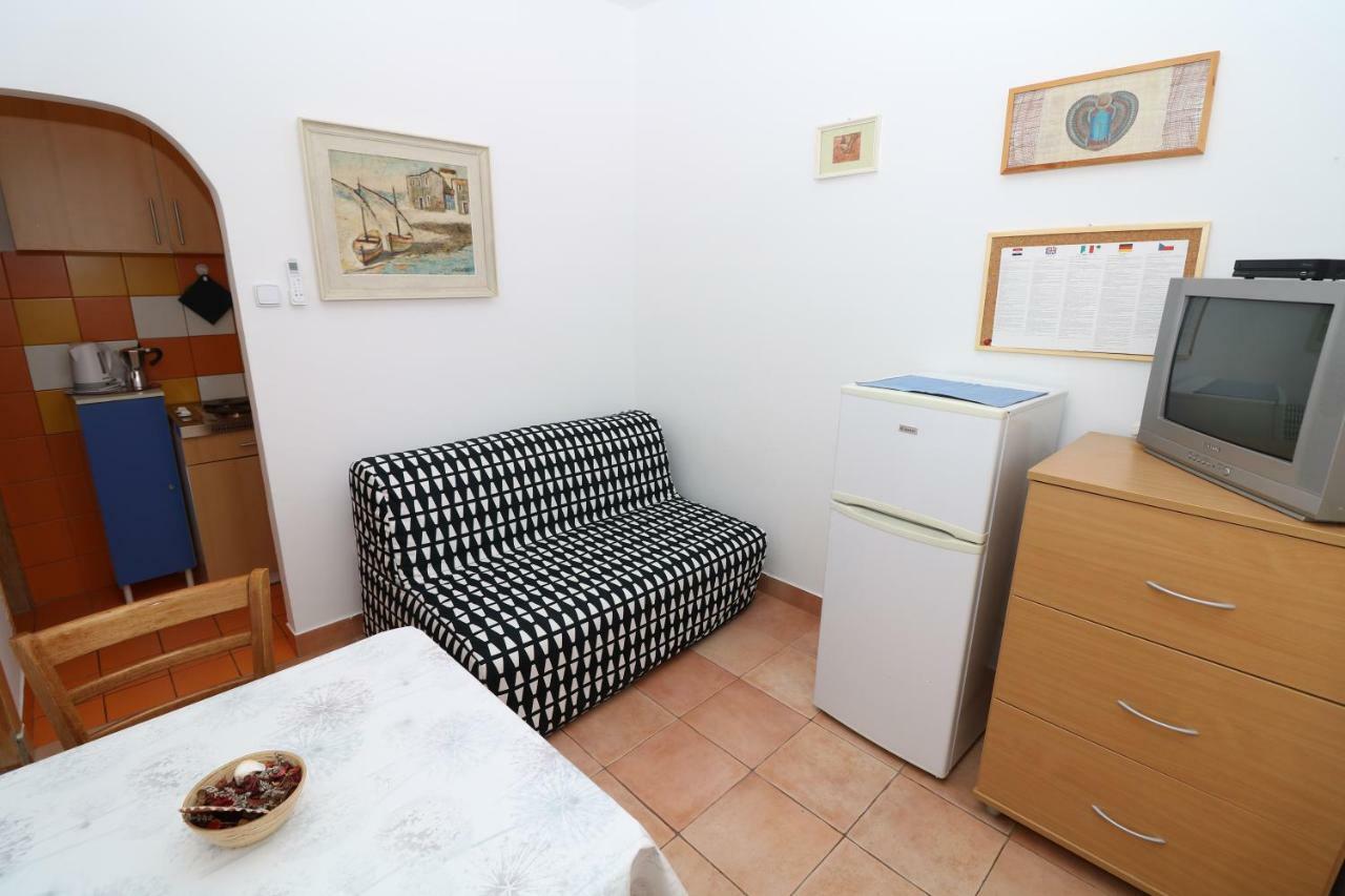 Apartments Reljic With Terrace Baška Dış mekan fotoğraf